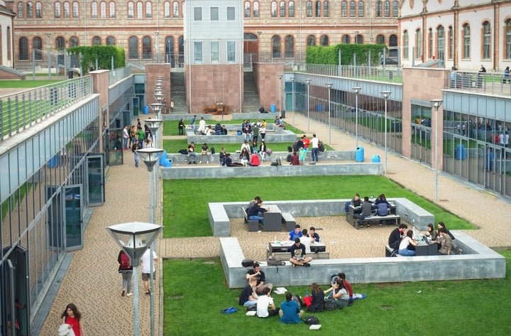Politecnico di Torino 12